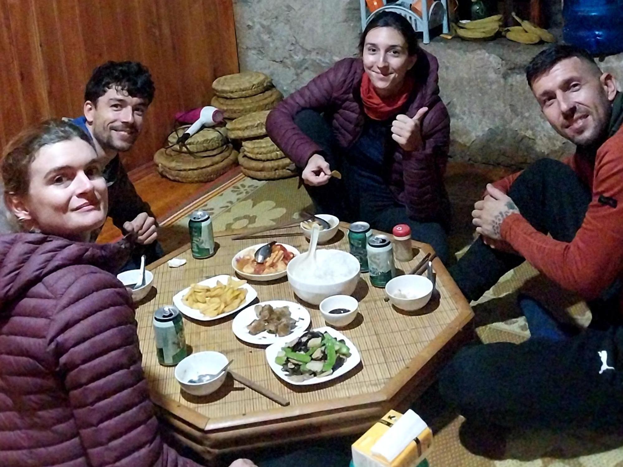 Trieu Hoan Homestay Cao Bang Pokoj fotografie